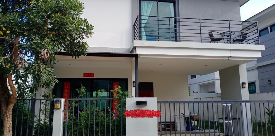 House in Ko Samui, Thailand 3 bedrooms № 147986