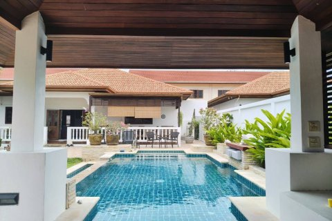 Вилла в Хуа Хине, Таиланд с 3 спальнями  № 147984 - фото 2