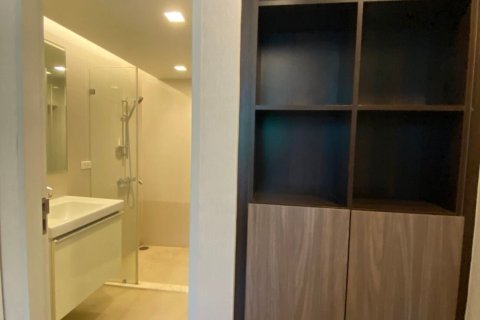 Studio dans le Condo à Khlong Toei, Bangkok, Thaïlande № 167892 - photo 6