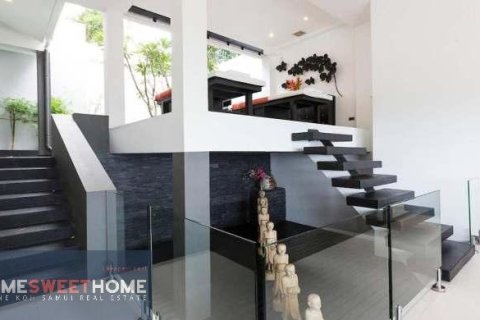 Villa in Ko Samui, Thailand 7 bedrooms № 179921 - photo 2