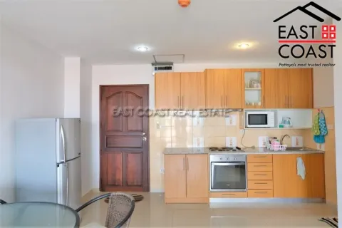 Condominio de 2 dormitorios en Jomtien Beach, Pattaya, Tailandia № 212364 - foto 2