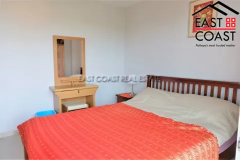 Condominio de 2 dormitorios en Jomtien Beach, Pattaya, Tailandia № 212364 - foto 7