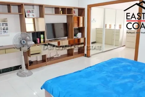 Casa de 3 dormitorios en Pattaya, Tailandia № 212362 - foto 10