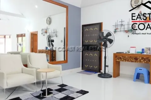 Casa de 3 dormitorios en Pattaya, Tailandia № 212362 - foto 6