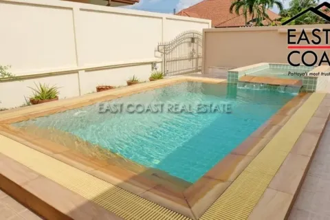 Casa de 3 dormitorios en Pattaya, Tailandia № 212362 - foto 23