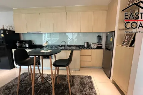 Condominio de 2 dormitorios en Jomtien Beach, Pattaya, Tailandia № 212363 - foto 7