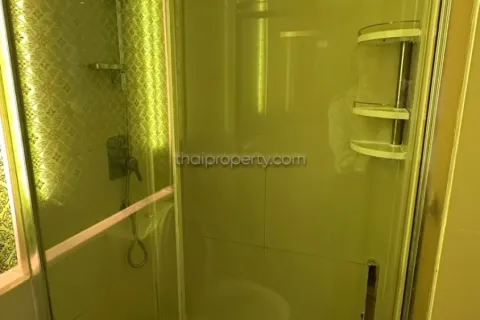 Condominio de 2 dormitorios en Jomtien Beach, Pattaya, Tailandia № 212363 - foto 14