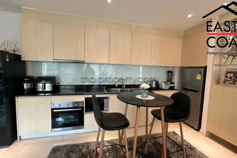 Condominio de 2 dormitorios en Jomtien Beach, Pattaya, Tailandia № 212363 - foto 20