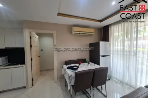 Condominio de 2 dormitorios en Jomtien Beach, Pattaya, Tailandia № 212366 - foto 3
