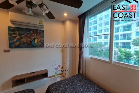 Condominio de 2 dormitorios en Jomtien Beach, Pattaya, Tailandia № 212365 - foto 24