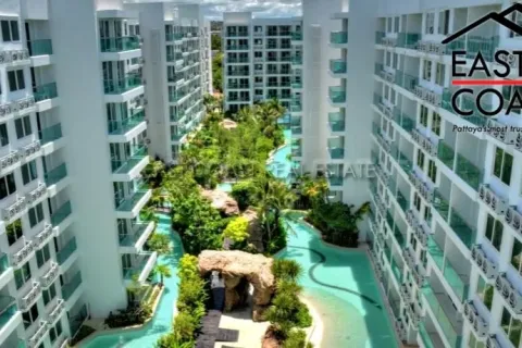 Condominio de 2 dormitorios en Jomtien Beach, Pattaya, Tailandia № 212365 - foto 3