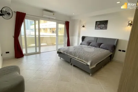 Condominio de 3 dormitorios en Pattaya, Tailandia № 210590 - foto 5