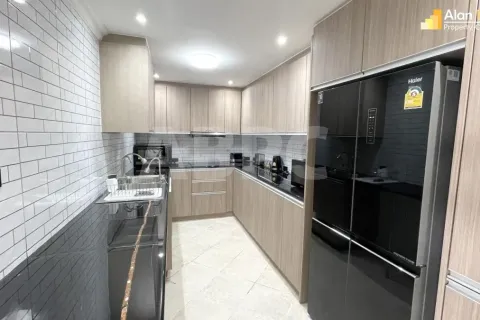Condominio de 3 dormitorios en Pattaya, Tailandia № 210590 - foto 12