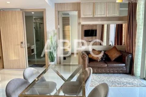Condominio de 2 dormitorios en Jomtien Beach, Pattaya, Tailandia № 210591 - foto 6