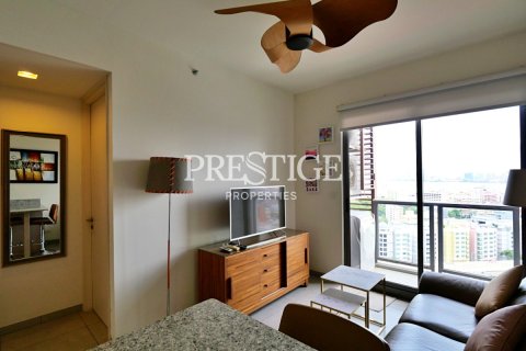 Condo in Pattaya, Thailand, 1 bedroom № 209126 - photo 2