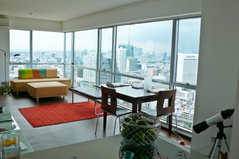 Condo à Bang Rak, Bangkok, Thaïlande, 2 chambres  № 136810 - photo 1