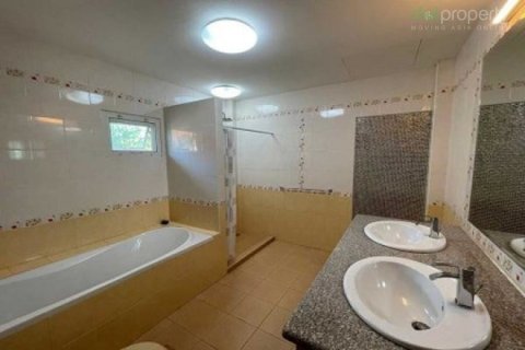 Дом в Чиангмае, Таиланд с 2 спальнями № 136807 - фото 5