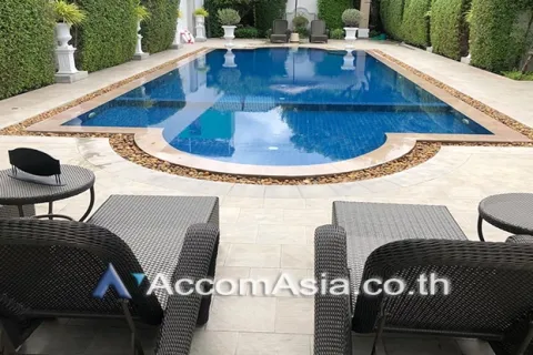 Reihenhaus in Phra Khanong, Bangkok, Thailand 4 Schlafzimmer № 215208 - Foto 20