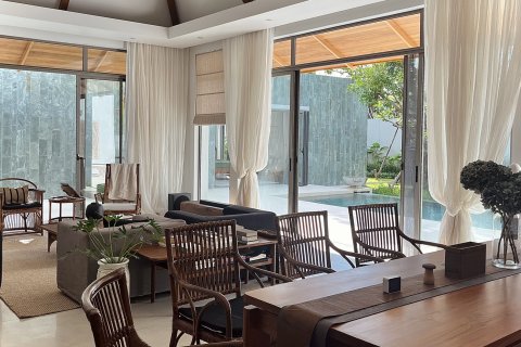 Villa à Phuket, Thaïlande 4 chambres № 154872 - photo 2