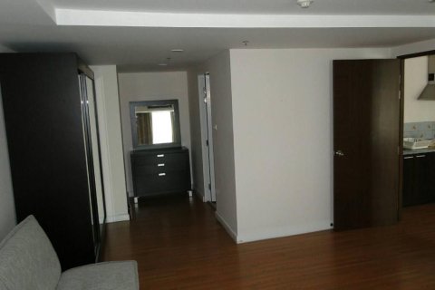 Кондоминиум с 2 спальнями в Ваттхане, Бангкок, Таиланд № 148649 - фото 1