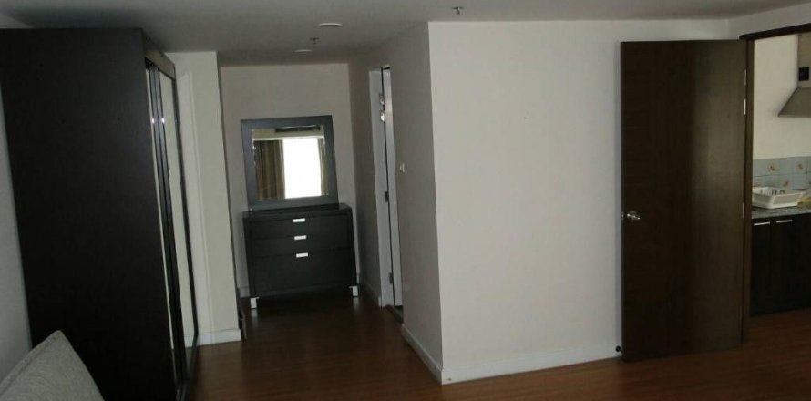 Кондоминиум с 2 спальнями в Ваттхане, Бангкок, Таиланд № 148649