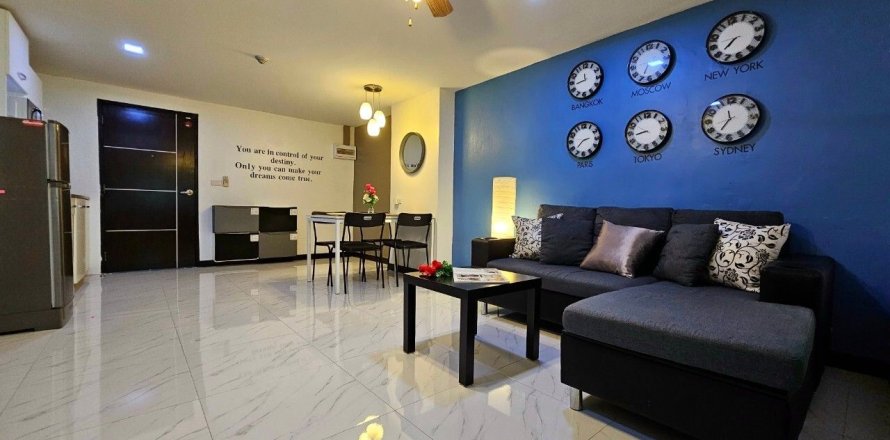 Studio in the Condo in Bang Rak, Bangkok, Thailand  № 148647