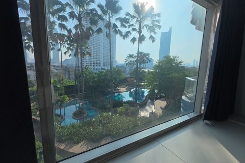 Кондоминиум с 3 спальнями в Кхлонг Сане, Бангкок, Таиланд № 170896 - фото 8