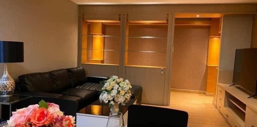 Studio dans le Condo à Watthana, Bangkok, Thaïlande  № 170893