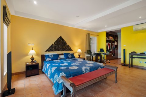 House in Kathu, Thailand 4 bedrooms № 170892 - photo 28