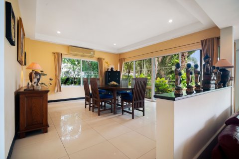 House in Kathu, Thailand 4 bedrooms № 170892 - photo 13