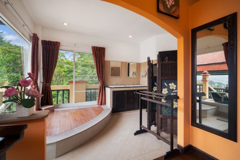 House in Kathu, Thailand 4 bedrooms № 170892 - photo 22