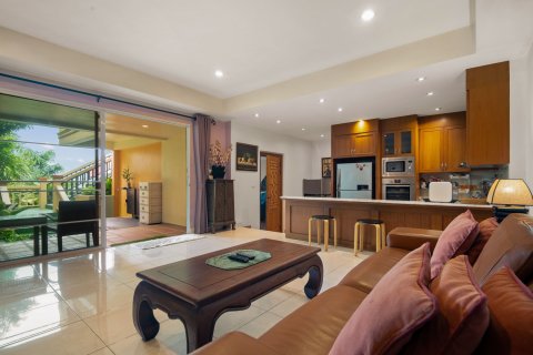 House in Kathu, Thailand 4 bedrooms № 170892 - photo 26