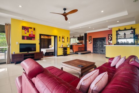 House in Kathu, Thailand 4 bedrooms № 170892 - photo 11