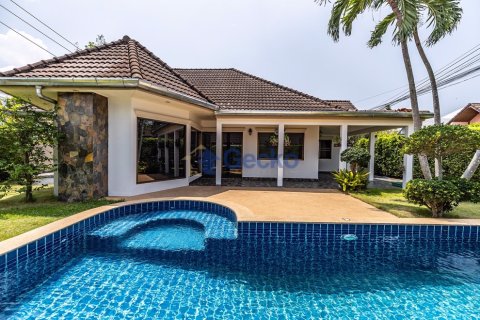 Maison à Pattaya, Thaïlande 3 chambres № 196498 - photo 7