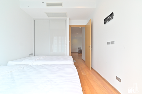 Condo in Bangkok, Thailand, 3 bedrooms  № 185684