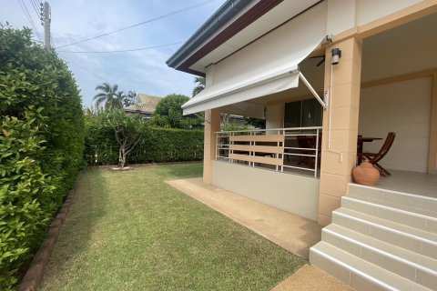 House in Hua Hin, Thailand 3 bedrooms № 145499 - photo 20