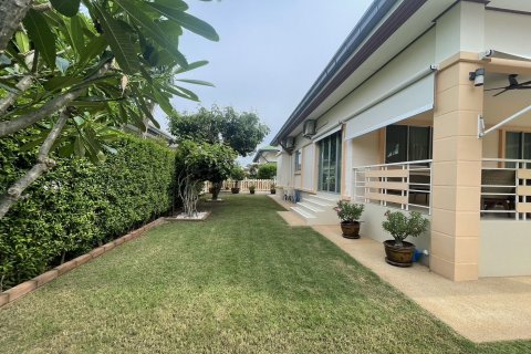 House in Hua Hin, Thailand 3 bedrooms № 145499 - photo 19
