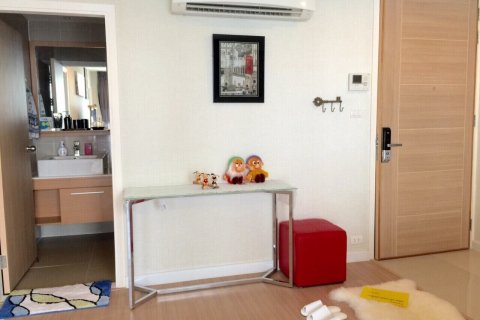 Кондоминиум с 2 спальнями в Бангкоке, Таиланд № 143993 - фото 5