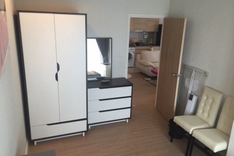 Кондоминиум с 2 спальнями в Бангкоке, Таиланд № 143993 - фото 8