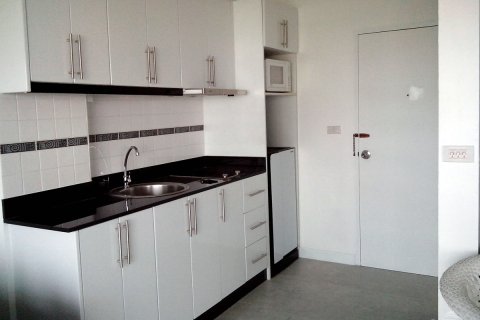 Condo sur Jomtien Beach, Pattaya, Thaïlande, 1 chambre № 204426 - photo 2