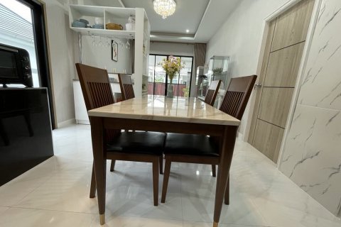 Дом в Хуа Хине, Таиланд с 2 спальнями  № 139466 - фото 6