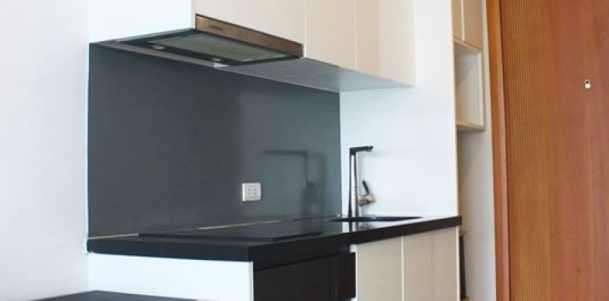 Studio in the Condo in Pattaya, Thailand № 204274