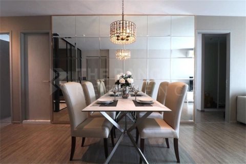 Condo in Bangkok, Thailand, 2 bedrooms № 185371 - photo 2