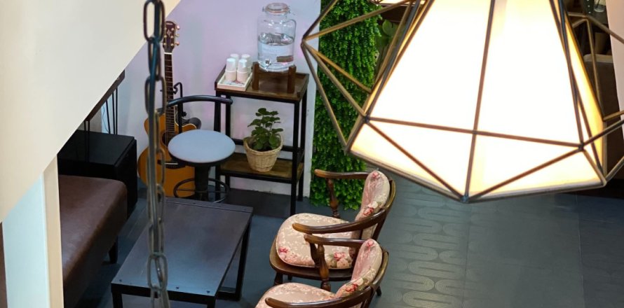 Шопхаус в Чиангмае, Таиланд  № 164348