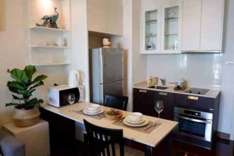 Студия в кондо в Ваттхане, Бангкок, Таиланд № 164353 - фото 3