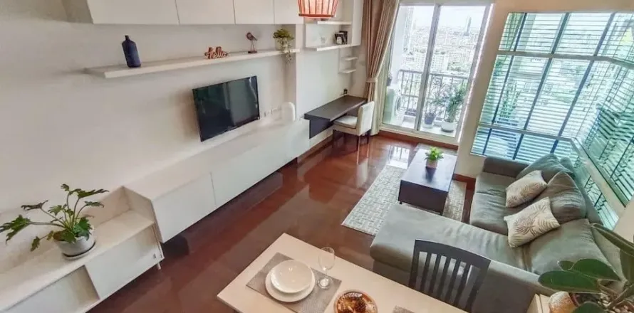 Студия в кондо в Ваттхане, Бангкок, Таиланд № 164353