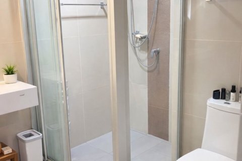 Кондоминиум с 2 спальнями в Пхая Тая, Бангкок, Таиланд № 164349 - фото 5