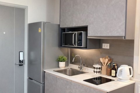 Кондоминиум с 2 спальнями в Пхая Тая, Бангкок, Таиланд № 164349 - фото 3