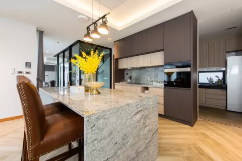 House in Hang Dong, Thailand 4 bedrooms № 146198 - photo 8