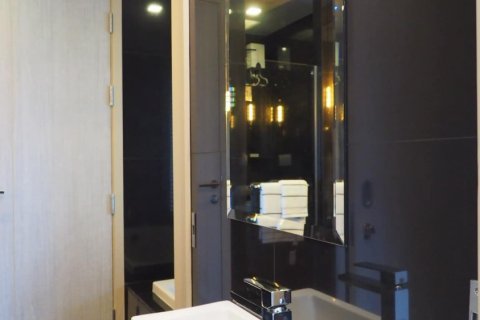 Studio dans le Condo à Khlong Toei, Bangkok, Thaïlande  № 146197 - photo 5